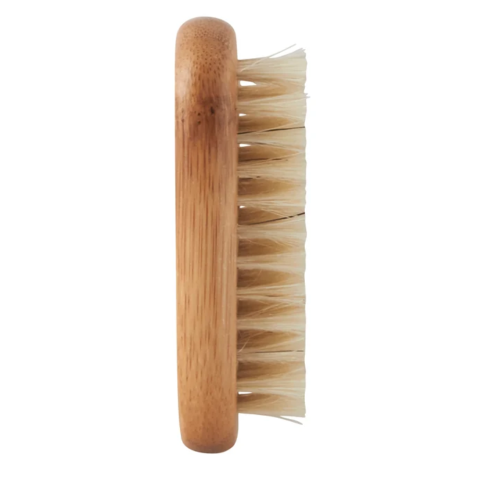 Bambusový kartáček na nehty