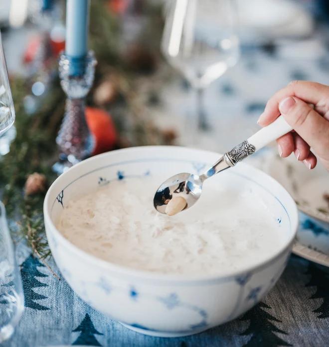 Dánský vánoční dezert Ris ala mande. Vyzkoušejte náš recept!
