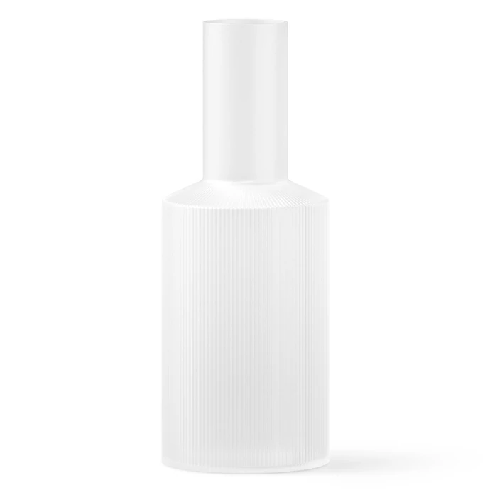 Ferm Living / Skleněná karafa Ripple Frosted 900 m