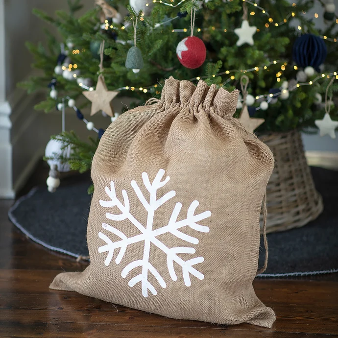 Garden Trading / Vianočné jutové vrece na darčeky Snowflake