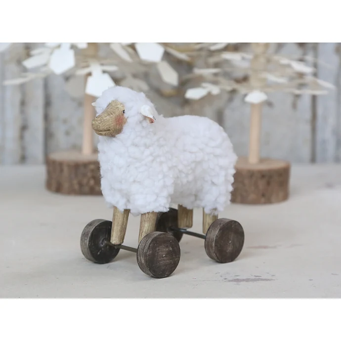 Chic Antique / Dekorace Sheep on Wheels 13 cm