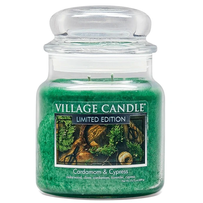 VILLAGE CANDLE / Sviečka Village Candle - Cardamom and Cypress 389 g