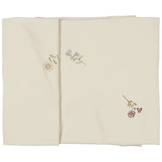 Ib Laursen / Vyšívaný ubrus Butter Cream Flowers 150 x 150 cm