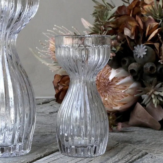 Chic Antique / Sklenená váza Amaryllis Grooves 18 cm