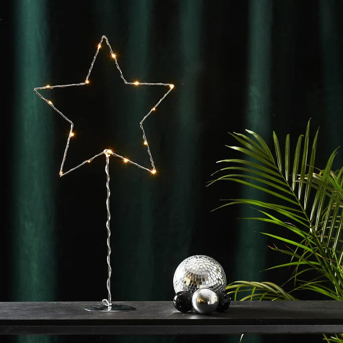 STAR TRADING / LED svietiaca hviezda na stojančeku Sparkling