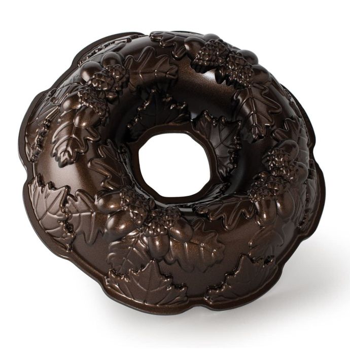 Nordic Ware / Hliníková forma na bábovku Autumn Wreath 2,4 l