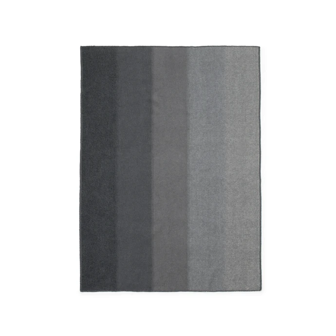 normann COPENHAGEN / Vlnená deka Tint Grey