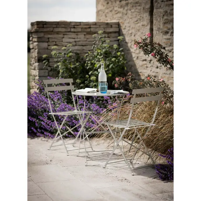 Garden Trading / Záhradný set stolíka s stoličkami Clay
