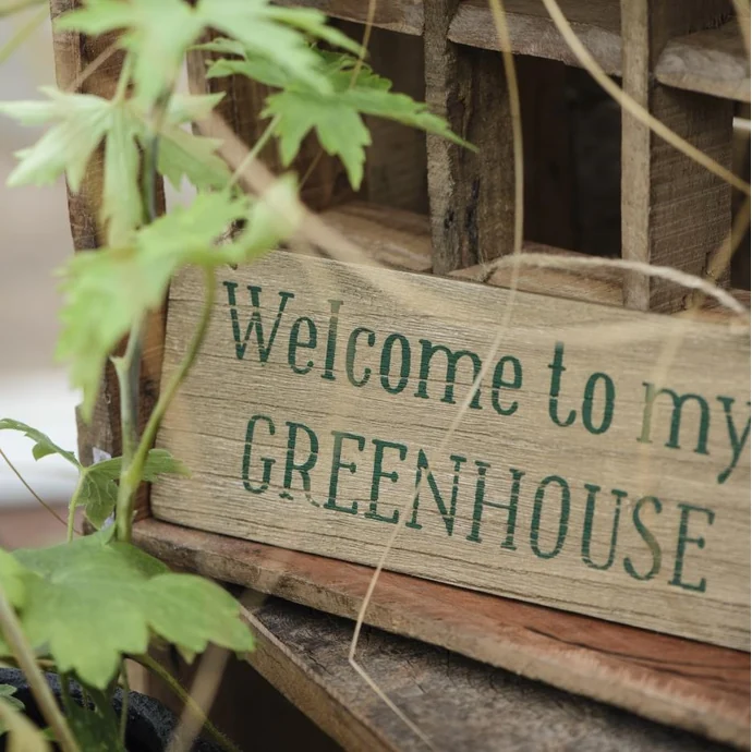 Ib Laursen / Drevená ceduľa Welcome to my Greenhouse