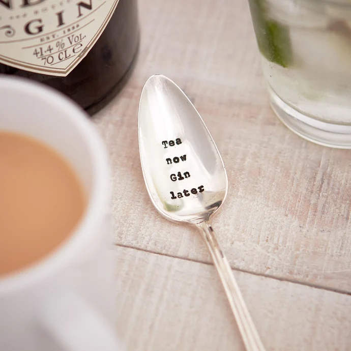 La de da! Living / Postriebrená čajová lyžička Tea Now, Gin Later