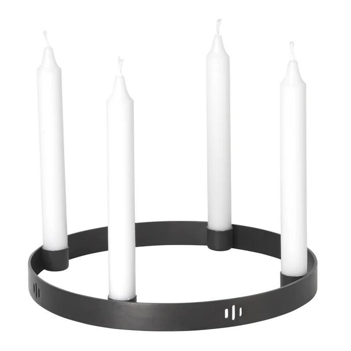 Ferm Living / Mosadzný adventnný svietnik Circle Black