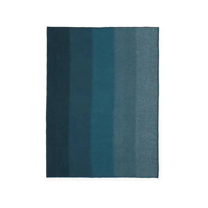 normann COPENHAGEN / Vlnená deka Tint Blue
