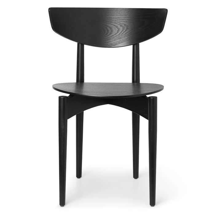 Ferm Living / Drevená jedálenská stolička Herman Black