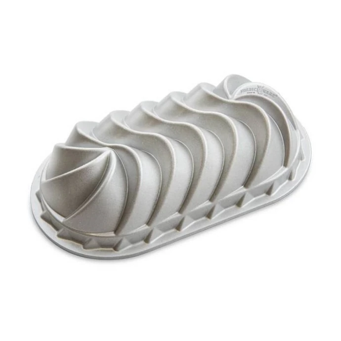 Nordic Ware / Hliníková forma na chlebíček Heritage Silver