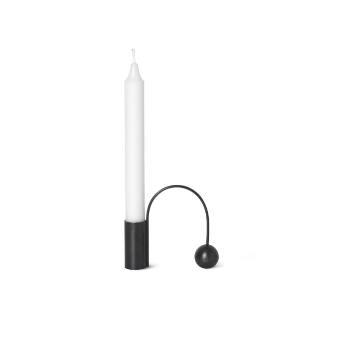 ferm LIVING / Kovový svietnik Balance Black Brass