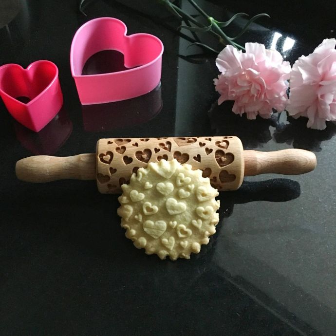 Goody Woody / Embosovaný váleček na těsto Hearts - malý