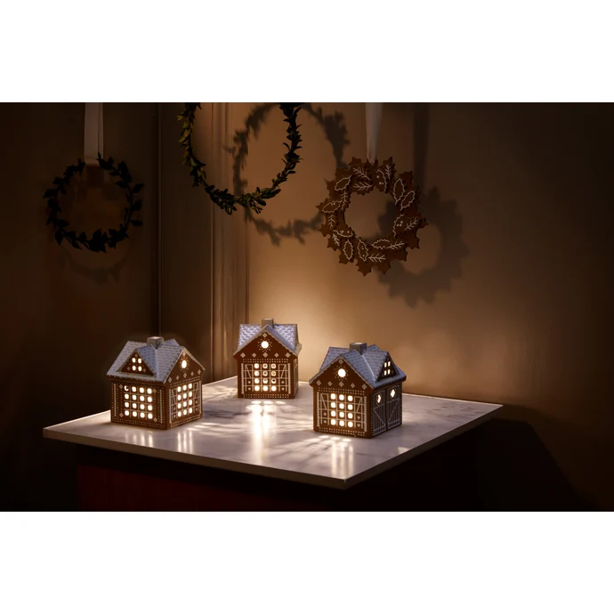 Porcelánový svícen Gingerbread Lighthouse 11,5 cm