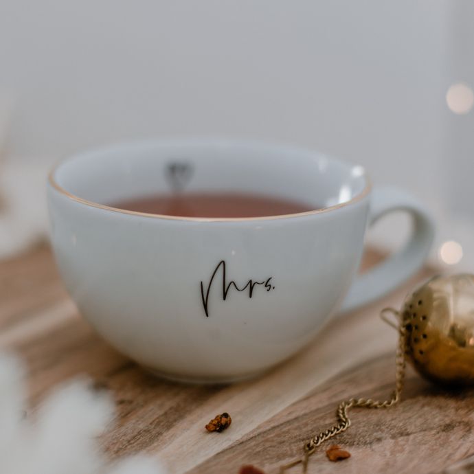 Porcelánový hrnek Mrs. 300 ml