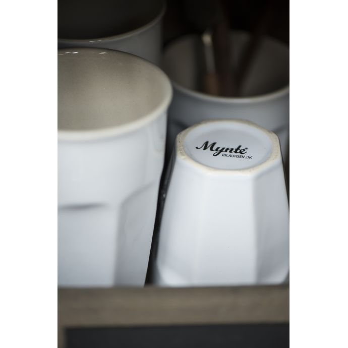 Latte hrneček Mynte white 250 ml