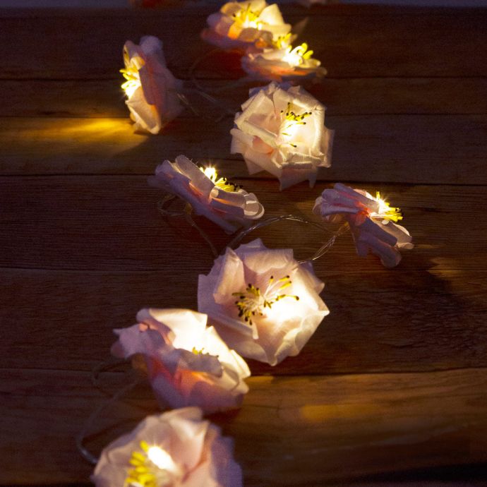 Světelný LED řetěz s květinami Floral String 2 m