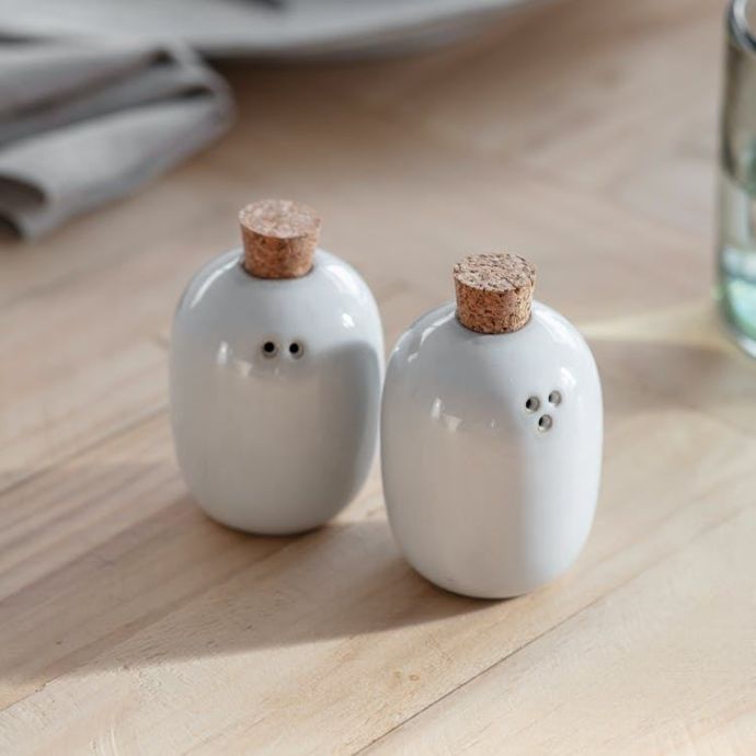 Set solničky a pepřenky Ithaca White