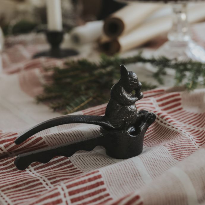 Litinový louskáček na ořechy Squirrel Antique Brown