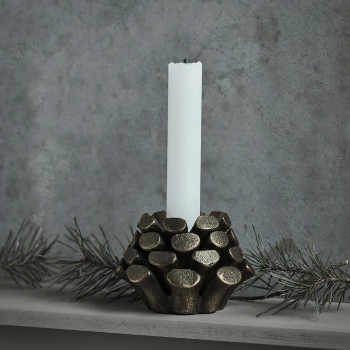 Kovový svícen Pine Cone Antique Brass