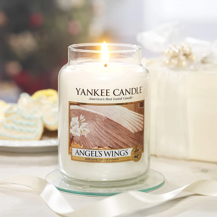 Svíčka Yankee Candle 623g - Angel’s Wings