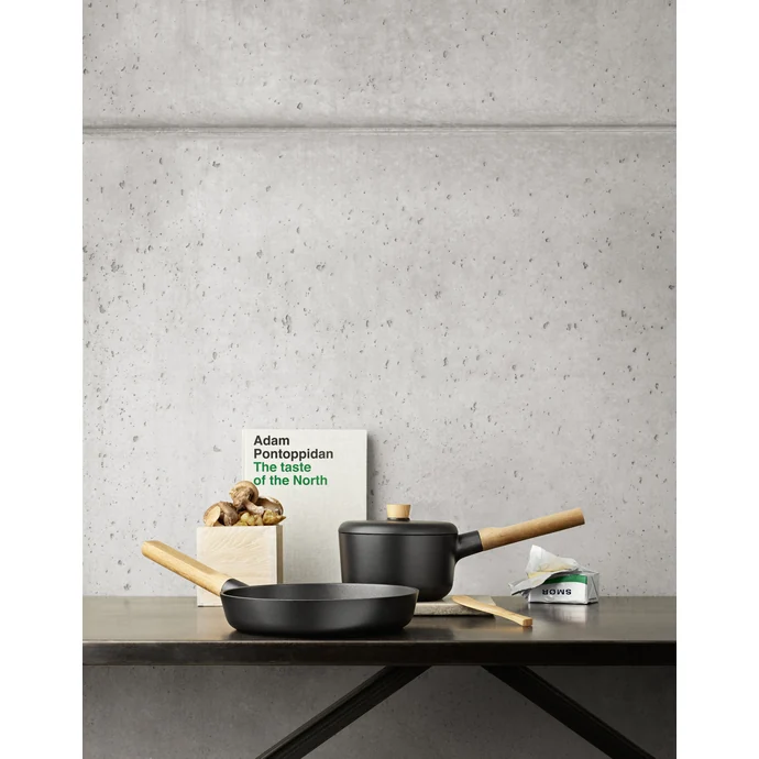 Hliníkový hrnec s poklicí Saucepan Nordic Kitchen 1,5 l