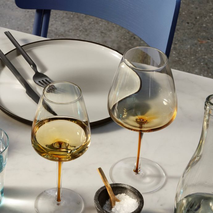 Sklenice ne červené víno Amber 650 ml