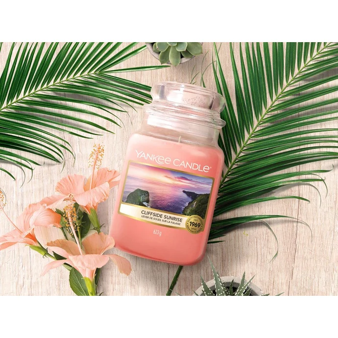 Svíčka Yankee Candle 104g - Cliffside Sunrise