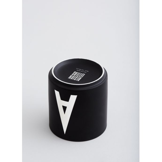 Porcelánový hrneček/dózička Letters black