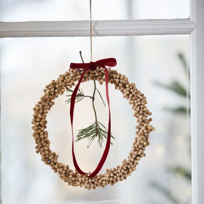 Dekorativní korálkový věnec Wooden Beads Ø 23 cm