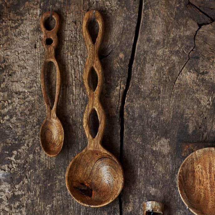 Dřevěná servírovací lžíce Carved Mango Wood