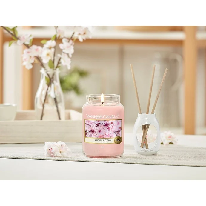Svíčka Yankee Candle 104g - Cherry Blossom