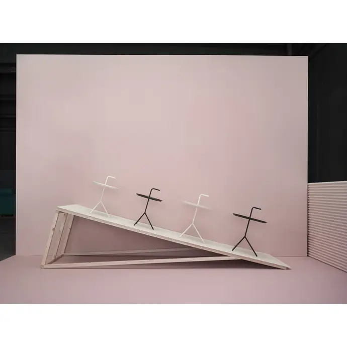 Kovový odkládací stolek DLM White