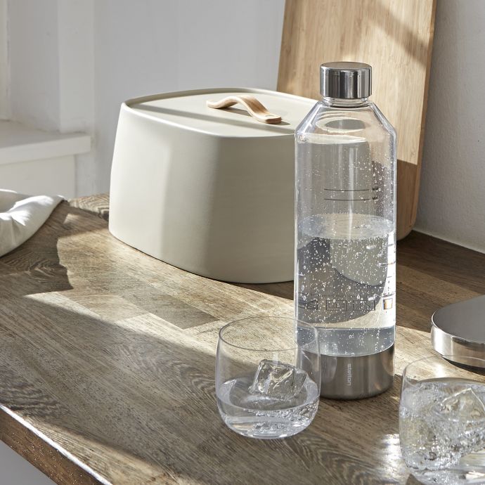 Náhradní lahev k výrobníku perlivé vody Brus Stelton Steel 1,15 l