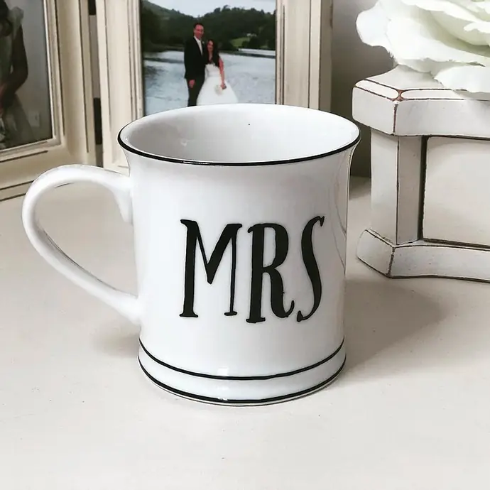Porcelánový hrnek Mr & Mrs 350ml