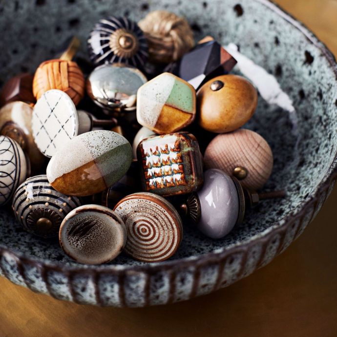 Keramická úchytka Bead