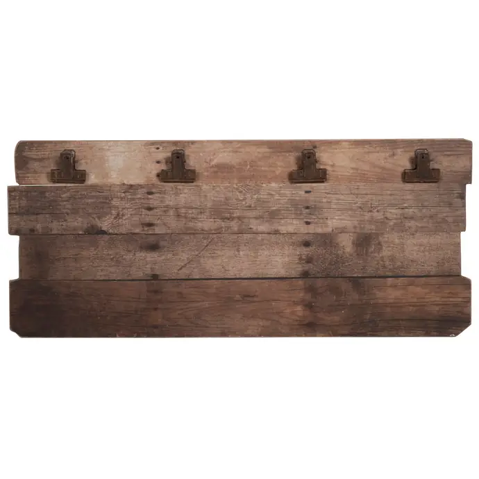 Dřevěná tabule s klipy
