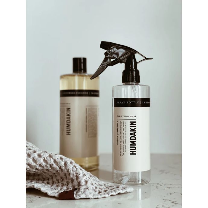 Plastová lahev s rozprašovačem 500 ml