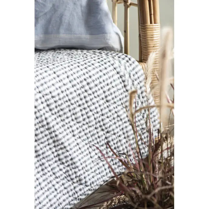 Prošívaná deka White with Bluegrey Stripes 130x180 cm