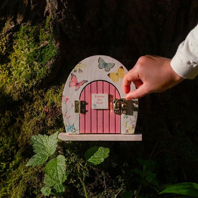 Dřevěná dvířka pro víly Mini Fairy Door