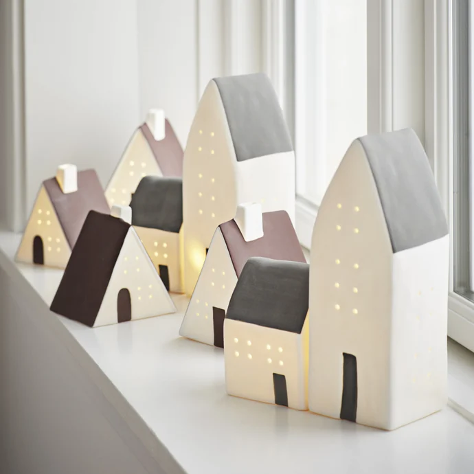 Porcelánový LED svítící domeček White/Brown
