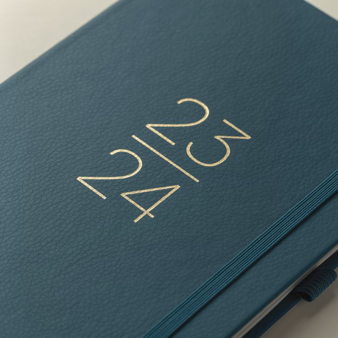 Týdenní diář Perfect Planner Pine 23/24