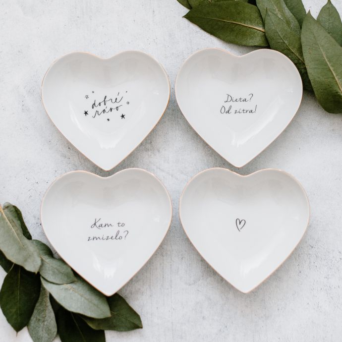 Porcelánový talířek ve tvaru srdce Srdíčko 16 cm
