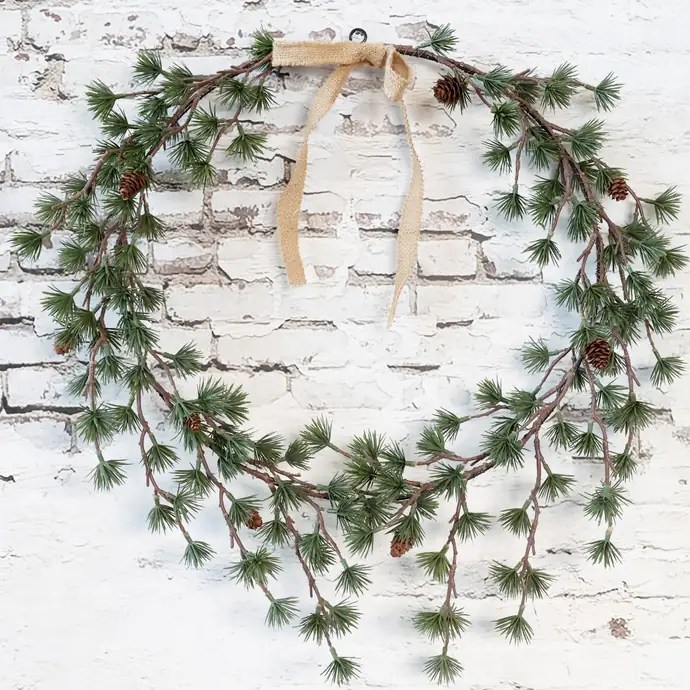 Dekorativní věnec Cedar ⌀ 50 cm