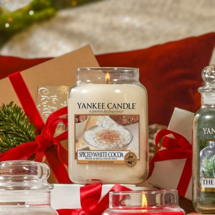 Svíčka Yankee Candle 623gr - Spiced White Cocoa
