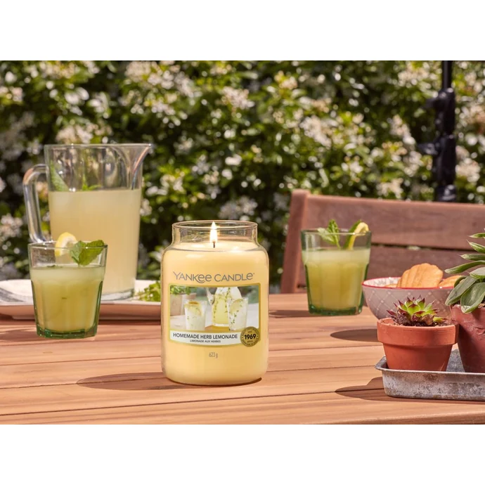 Svíčka Yankee Candle 411g - Homemade Herb Lemonade