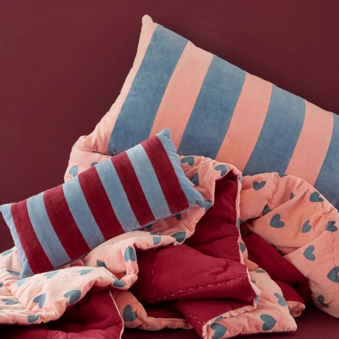 Sametový polštář s výplní Stripes 40x20cm